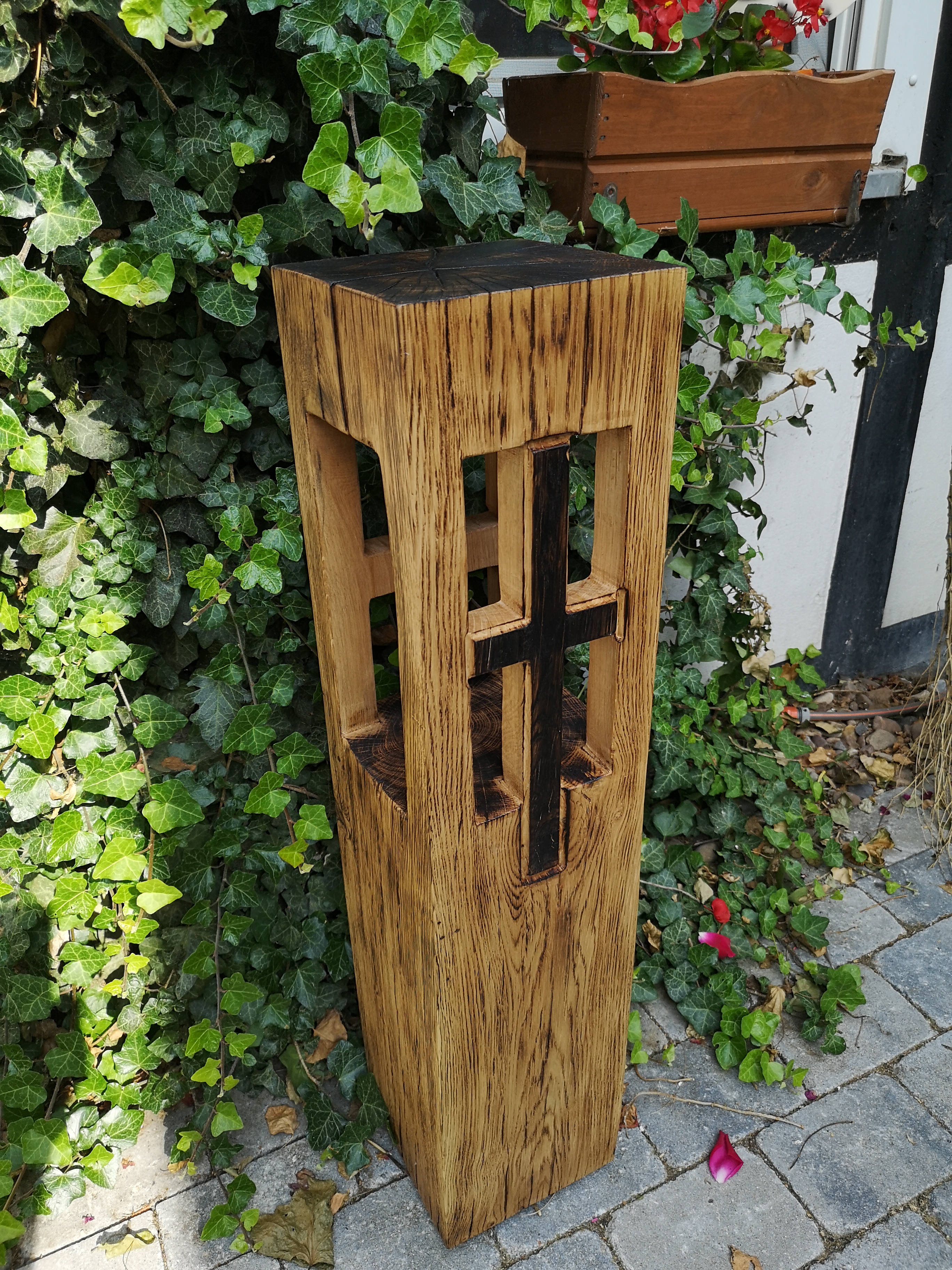 Eichenstele, geflammt, Ansicht 7